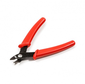 Cutting pliers